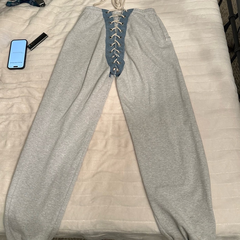 SAMARIA LEAH NICKI SWEATS / HEATHER